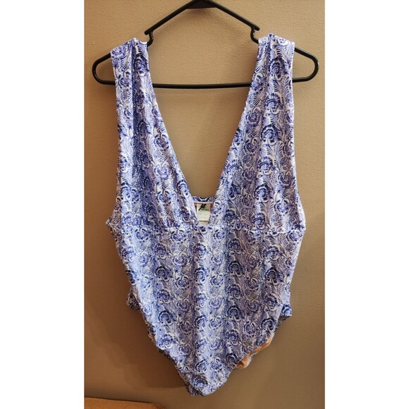 J. Crew Plunge V Neck Dandelion Swirl Floral One Piece Swimsuit BH498 Size 24 3X - Picture 2 of 6